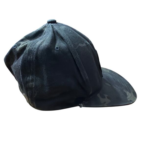 Branded Bills American Flag Clover Camo Baseball Cap Snapback - Picture 4 of 5